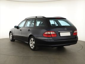 Mercedes-Benz E - 2003