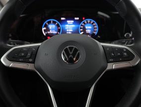Volkswagen Golf - 2021