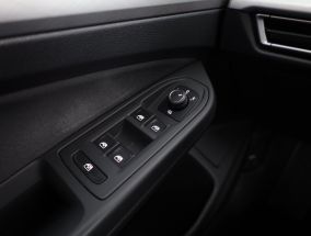 Volkswagen Golf - 2021