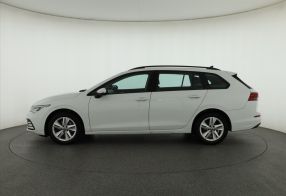 Volkswagen Golf - 2021