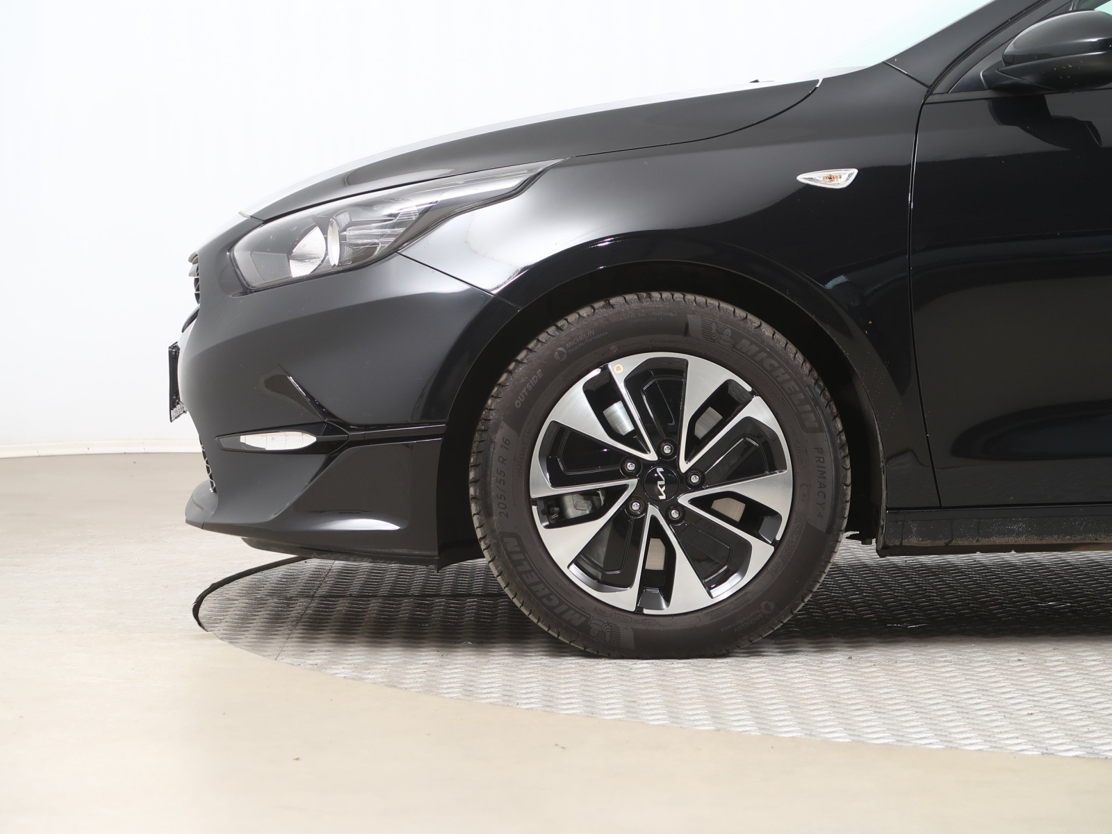 Kia Ceed - 2025