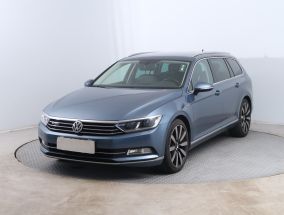 Volkswagen Passat - 2015