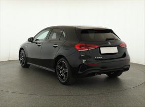 Mercedes-Benz A - 2022