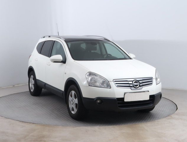 Nissan Qashqai+2 2009