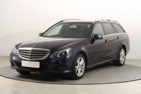 Mercedes-Benz E - 2016