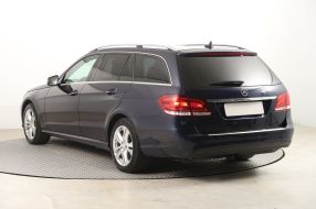 Mercedes-Benz E - 2016