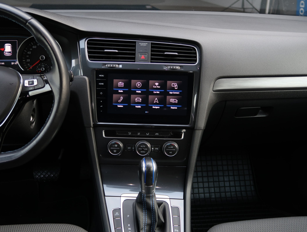 Volkswagen e-Golf