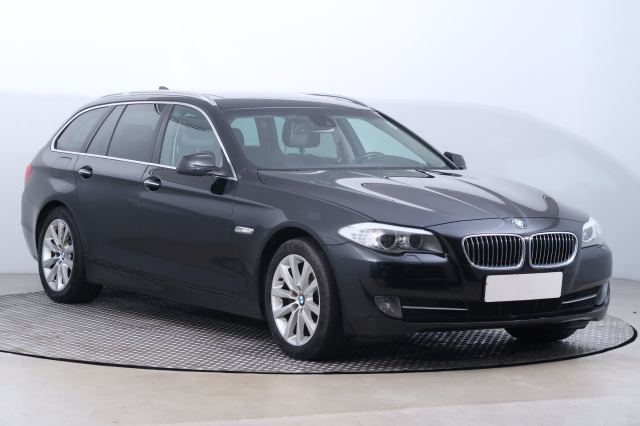 BMW 5 2011