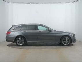 Mercedes-Benz C - 2019