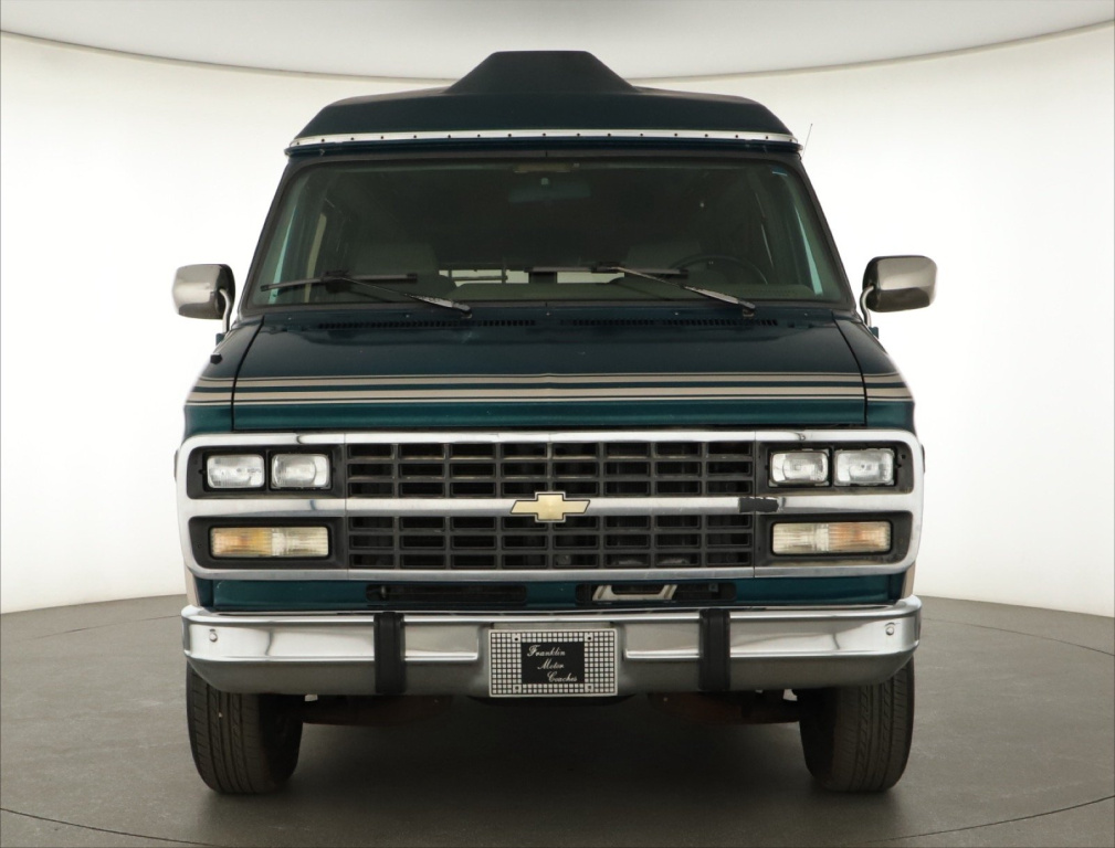 Chevrolet Chevy Van G20