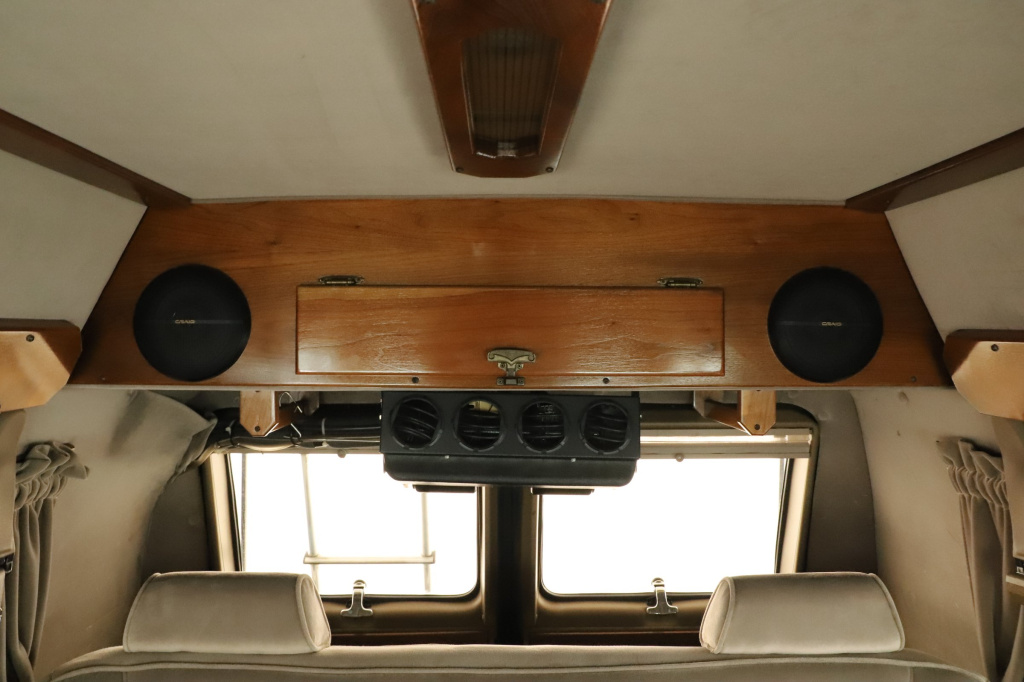 Chevrolet Chevy Van G20