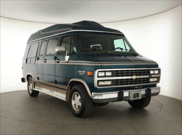Chevrolet Chevy Van G20 1995