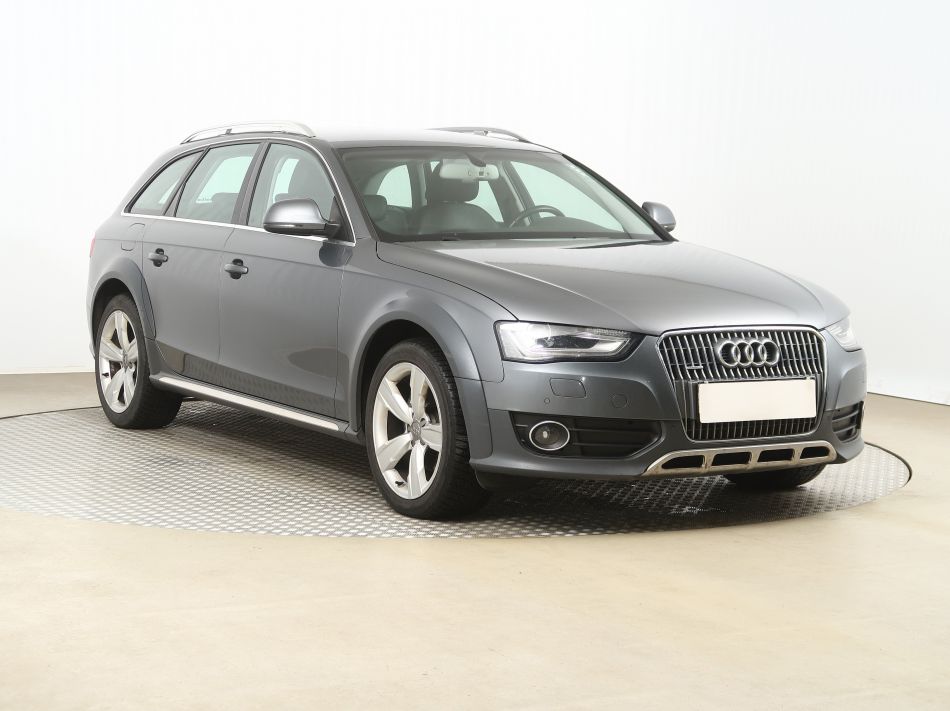 Audi Allroad A4 - 2013