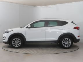 Hyundai Tucson - 2015