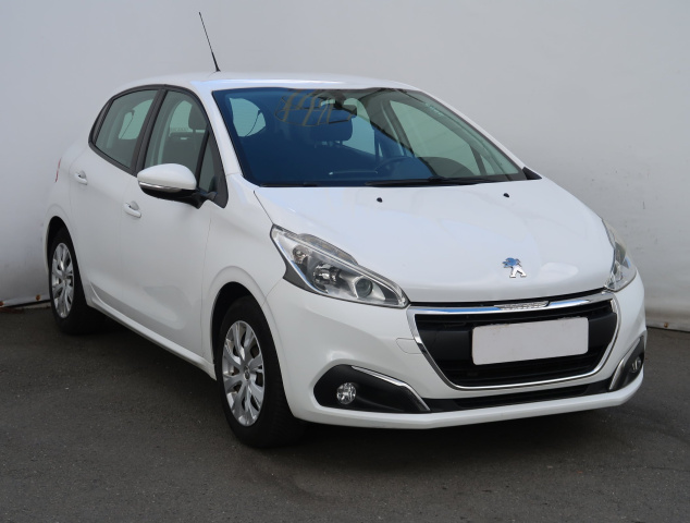 Peugeot 208 2016
