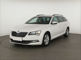 Skoda Superb - 2019