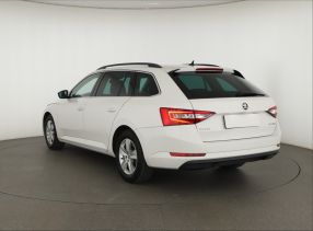 Skoda Superb - 2019