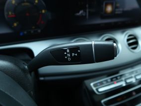 Mercedes-Benz E - 2017