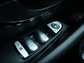 Mercedes-Benz E - 2017