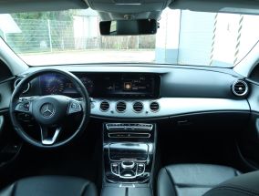 Mercedes-Benz E - 2017
