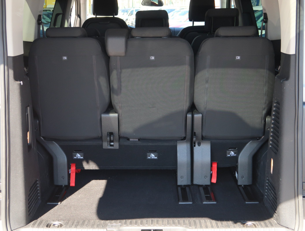 Peugeot Traveller