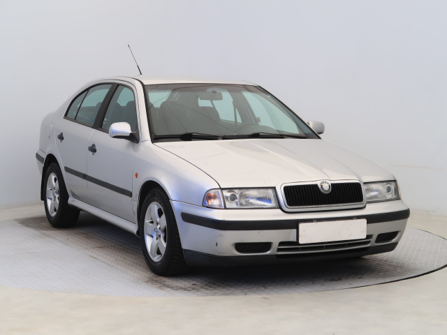 Škoda Octavia, 1999