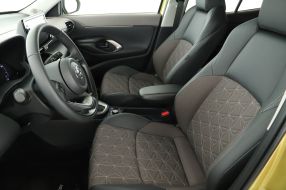 Toyota Yaris Cross - 2024