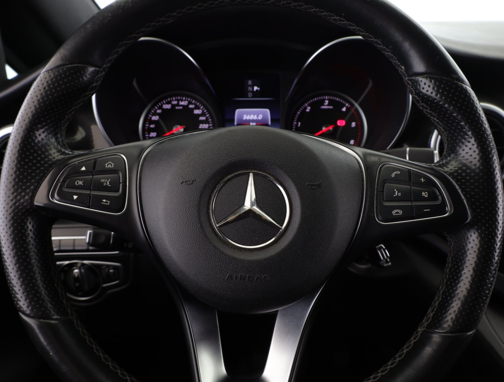 Mercedes-Benz V