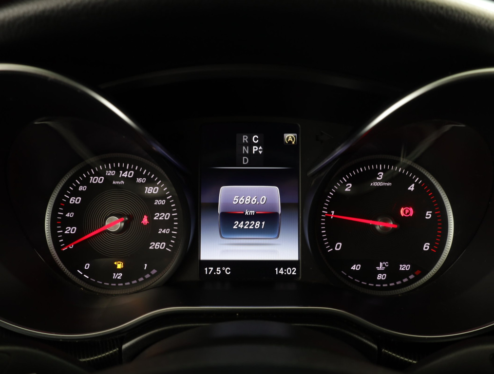 Mercedes-Benz V
