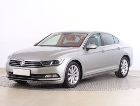 Volkswagen Passat - 2014