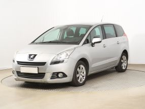Peugeot 5008 - 2012
