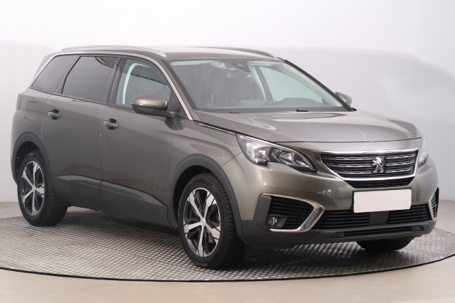 Peugeot 5008 2019
