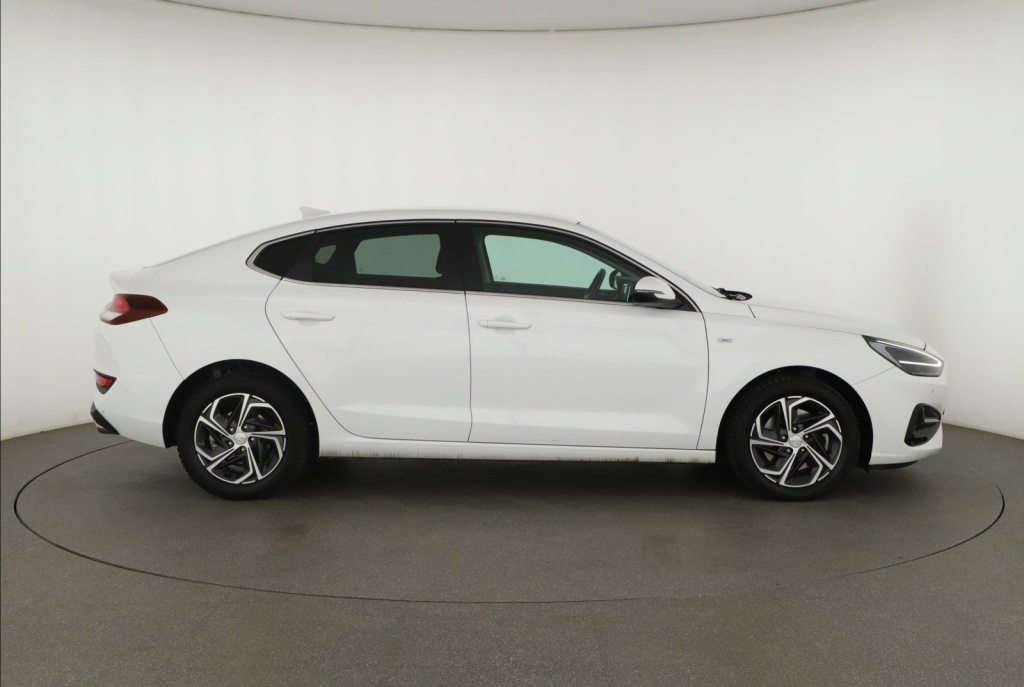 Hyundai i30 Fastback