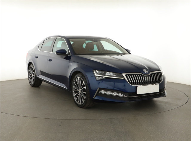 Škoda Superb 2021