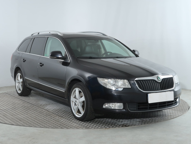 Škoda Superb, 2010