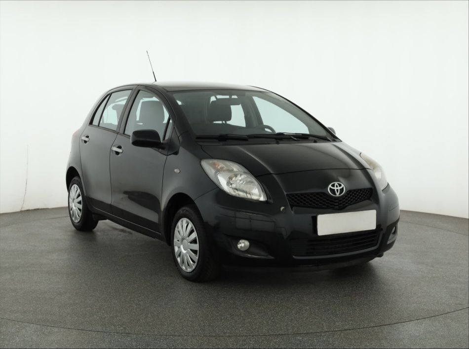 Toyota Yaris - 2011