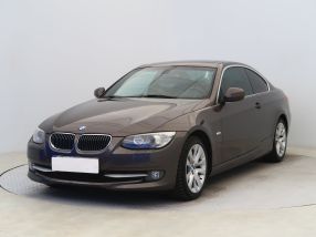 BMW 3 - 2011