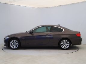BMW 3 - 2011
