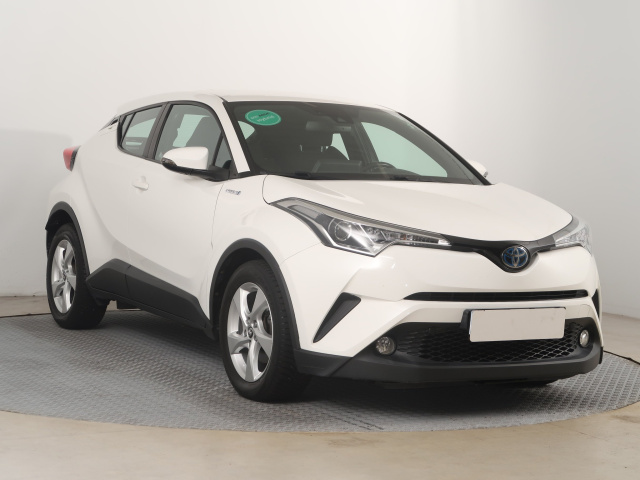 Toyota C-HR 2016