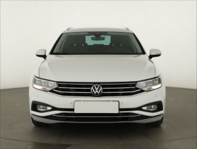 Volkswagen Passat - 2021