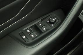 Volkswagen Passat - 2021