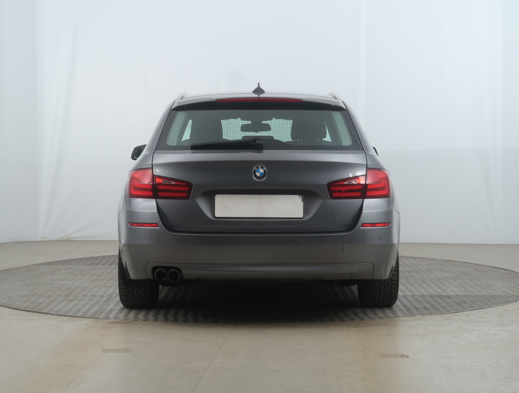BMW 5
