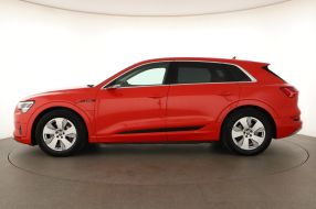Audi e-tron - 2019