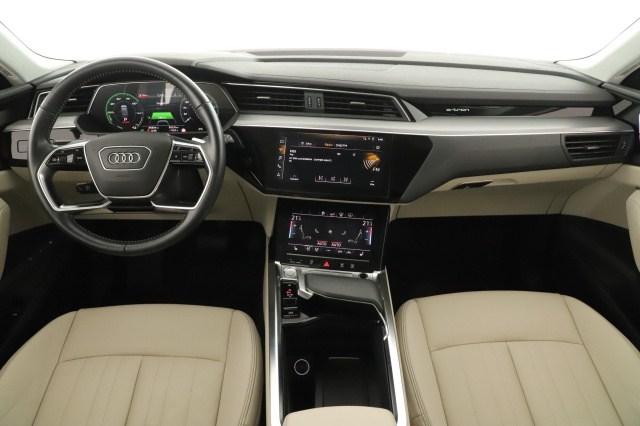 Audi e-tron 55 quattro e-tron 55 quattro