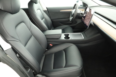 Tesla Model 3 - 2021