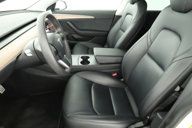 Tesla Model 3 - 2021