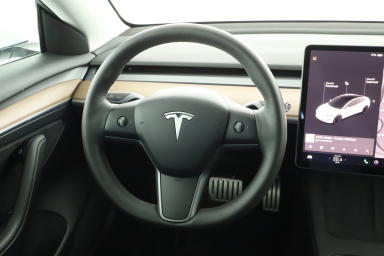 Tesla Model 3 - 2021