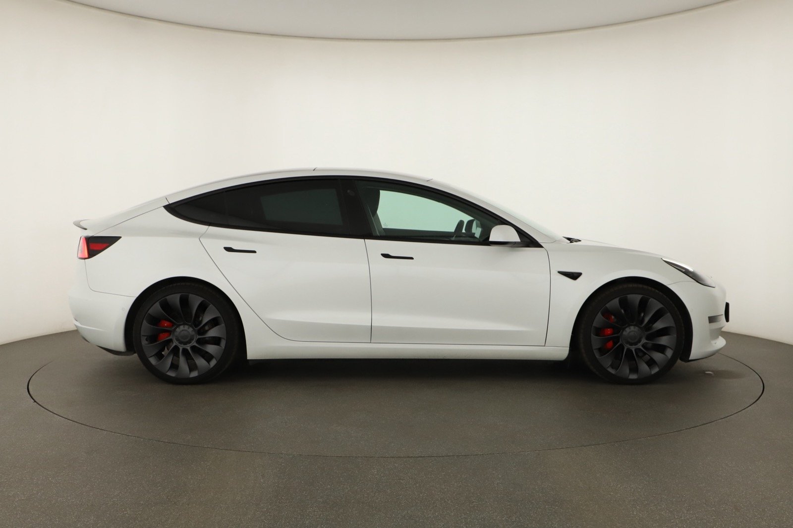 Tesla Model 3 - 2021