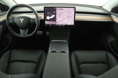 Tesla Model 3 - 2021