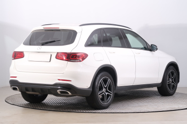 Mercedes-Benz GLC - 2020